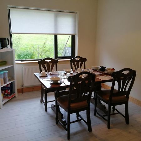 Great Lawn Kinisi 16K From The Town Centre V93 Hv56 Bed & Breakfast Laune Bridge Екстериор снимка